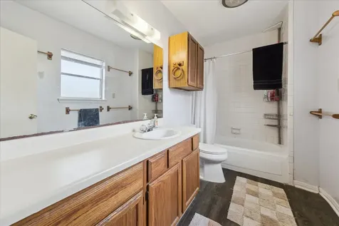 240 W 23rd Street Houston TX 77008