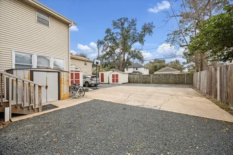 240 W 23rd Street Houston TX 77008