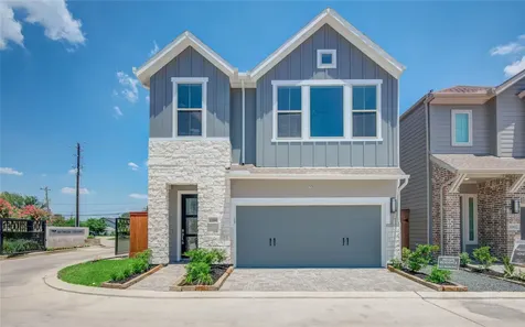 1204 Kiefer Hill Way Houston TX 77043