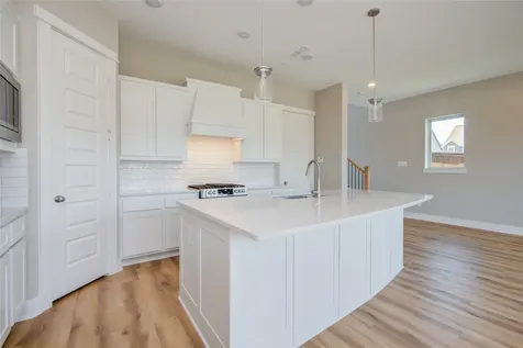 1204 Kiefer Hill Way Houston TX 77043