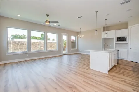 1204 Kiefer Hill Way Houston TX 77043