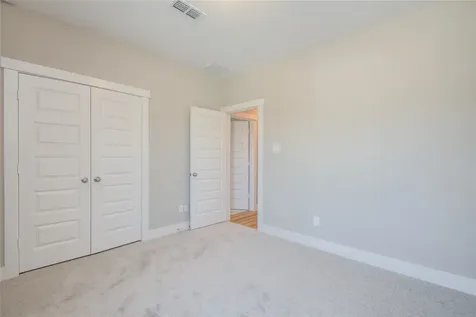 1204 Kiefer Hill Way Houston TX 77043
