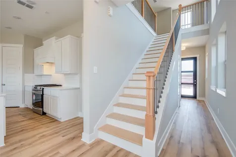 1204 Kiefer Hill Way Houston TX 77043