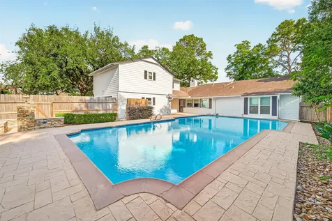 10602 Longmont Drive Houston TX 77042