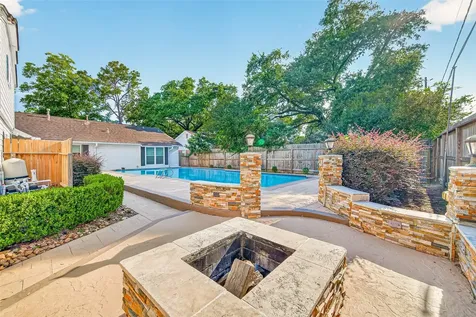 10602 Longmont Drive Houston TX 77042