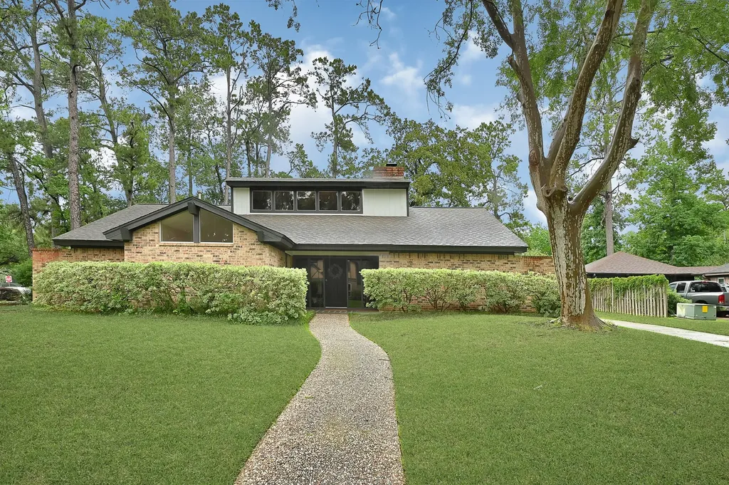 2003 Hidden Creek Drive Houston TX 77339