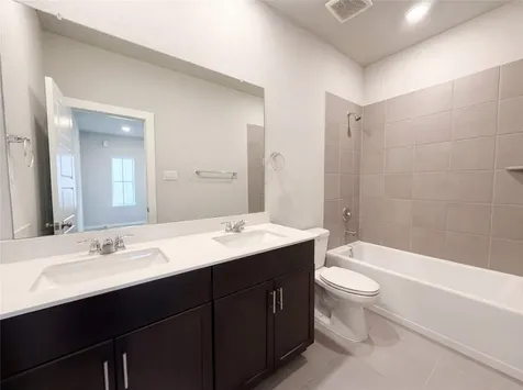 14707 Silent Gulf Avenue Houston TX 77082
