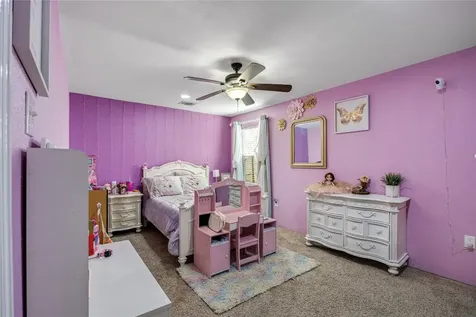 922 Gilpin Street Houston TX 77034