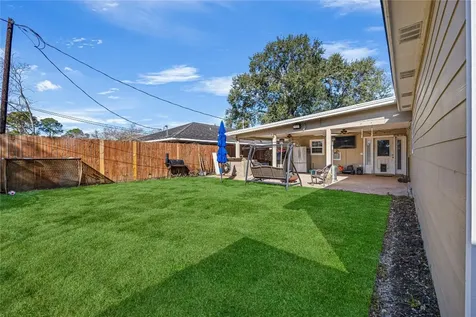 922 Gilpin Street Houston TX 77034