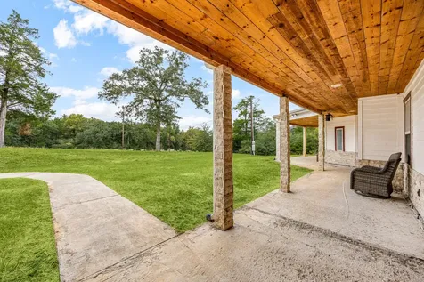 7336 Highland Ranch Road Caldwell TX 77836