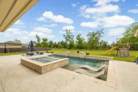 4502 Sunrise Road Baytown TX 77523