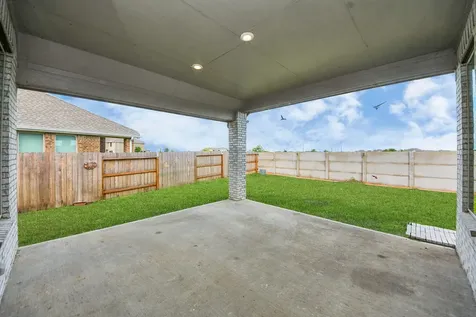 4707 Stoney Terrace Trail Baytown TX 77521