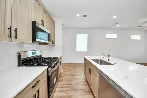 2034 Olivos Street Missouri City TX 77459