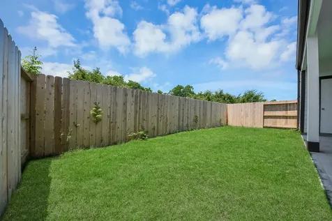 2034 Olivos Street Missouri City TX 77459
