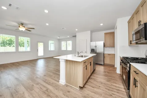 2034 Olivos Street Missouri City TX 77459