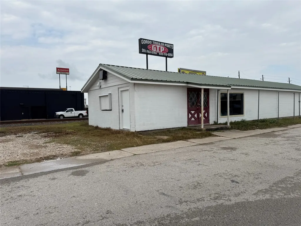 103 Higgins Street Humble TX 77338