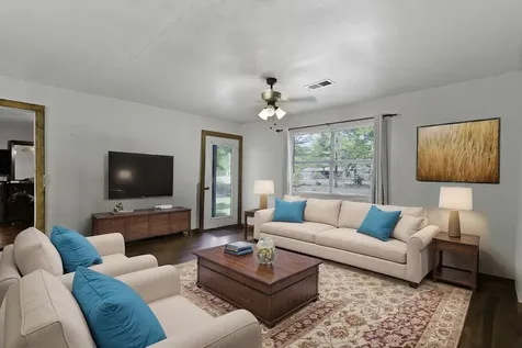 1101 Cr 3802 Cleveland TX 77328