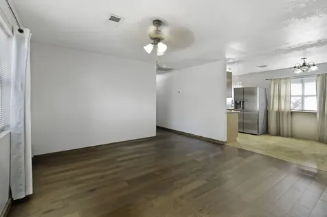 1101 Cr 3802 Cleveland TX 77328