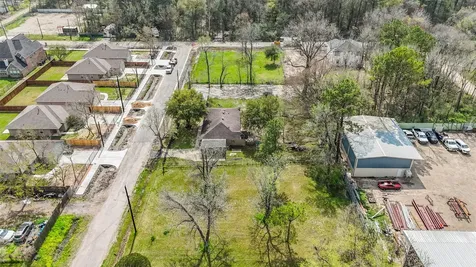 00 Queensland Street Houston TX 77028