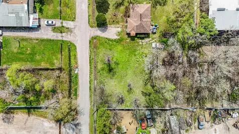 00 Queensland Street Houston TX 77028
