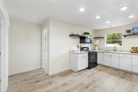 161 White Oak Street Point Blank TX 77364
