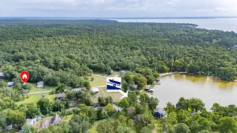161 White Oak Street Point Blank TX 77364