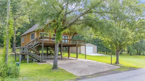 161 White Oak Street Point Blank TX 77364