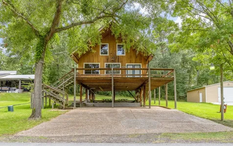 161 White Oak Street Point Blank TX 77364