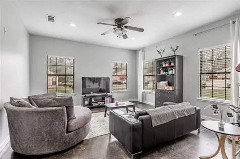 3122 Molly Drive Huntsville TX 77340