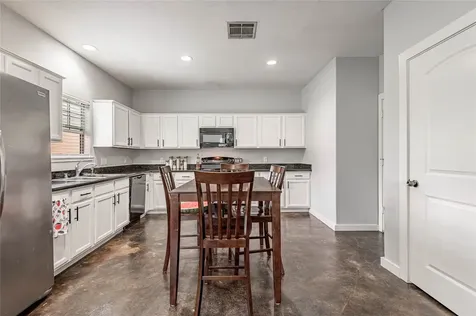 3122 Molly Drive Huntsville TX 77340