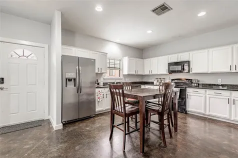 3122 Molly Drive Huntsville TX 77340