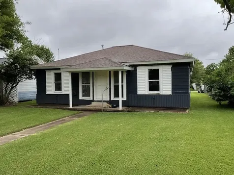 1311 W 6th Street Freeport TX 77541