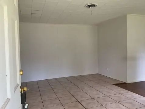 1311 W 6th Street Freeport TX 77541