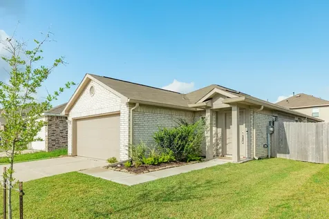 108 Cullen Street Angleton TX 77515