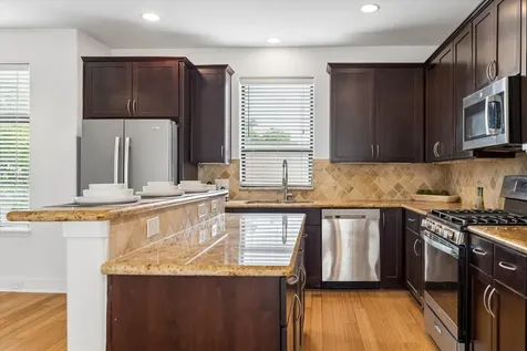 2309 Mcilhenny Street Houston TX 77004
