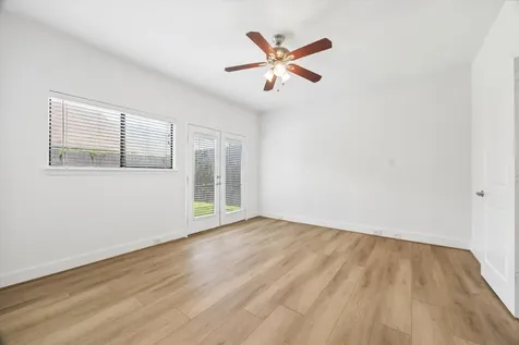2309 Mcilhenny Street Houston TX 77004