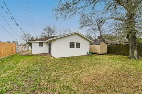 15222 Wickbriar Drive Houston TX 77053