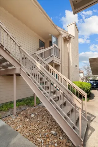5001 Lamonte Lane 105 Houston TX 77092