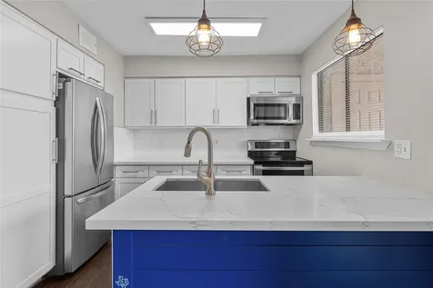 5001 Lamonte Lane 105 Houston TX 77092