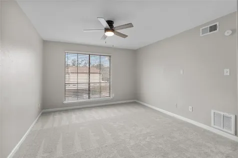 5001 Lamonte Lane 105 Houston TX 77092