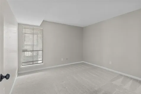 5001 Lamonte Lane 105 Houston TX 77092