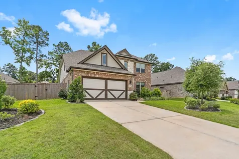 119 Bluebell Woods Way Willis TX 77318