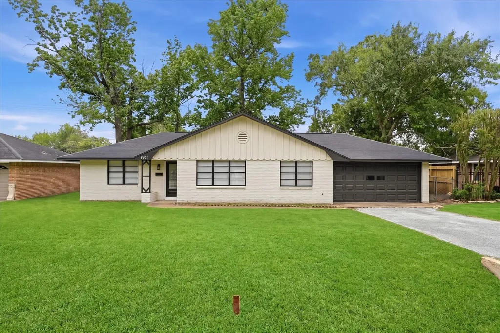 8931 Blankenship Drive Houston TX 77080