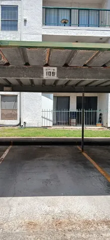 2820 S Bartell Drive 9 Houston TX 77054