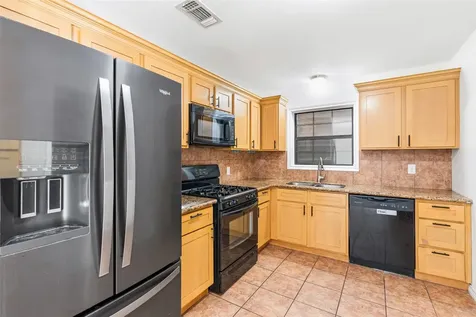 7009 Youpon Drive Galveston TX 77551