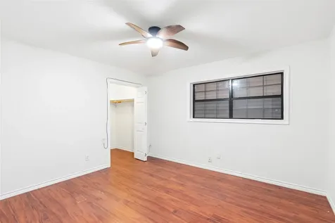 7009 Youpon Drive Galveston TX 77551