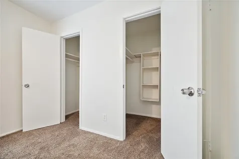 513 Ridge 2 Houston TX 77009