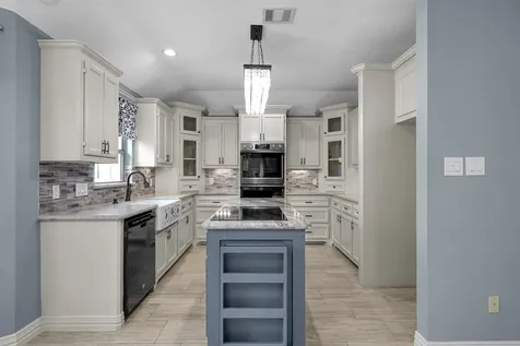 11486 Oak Springs Drive Willis TX 77378
