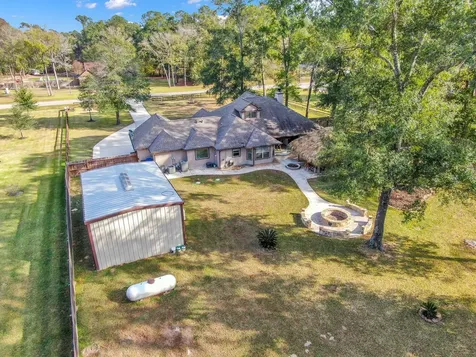11486 Oak Springs Drive Willis TX 77378