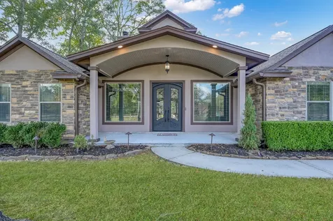 11486 Oak Springs Drive Willis TX 77378